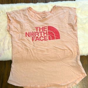 The north face logo shirt in light pink size m (10/12)